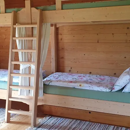 Idyllisches Sommerferienhaus בית נופש *